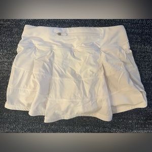 Lululemon Pace Rival MR white skirt